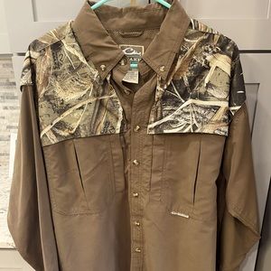 Drake shirt Men’s medium